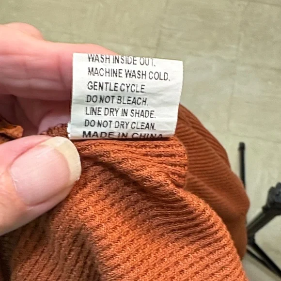 Cozy Rust Hoodie for Women​ - Picture 5 of 5